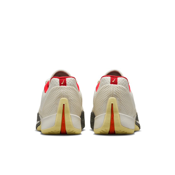 Nike S.T. Flare Pure Platinum Angle 1
