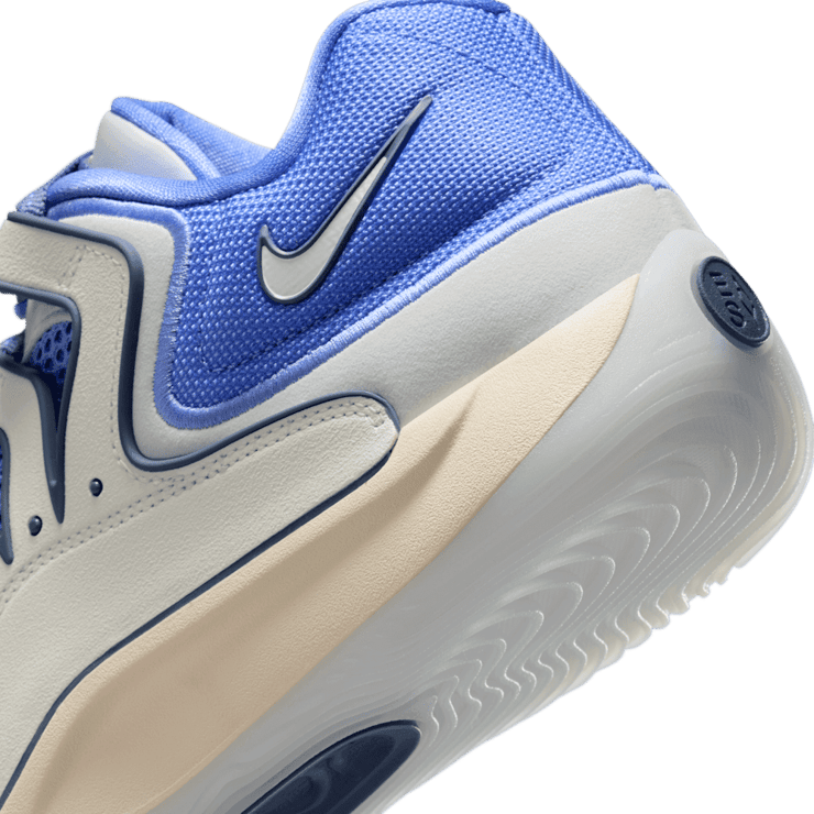 Nike KD 18 Boys & Girls Club Angle 4