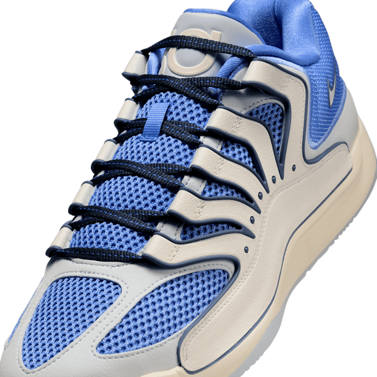 Nike KD 18 Boys & Girls Club Angle 3