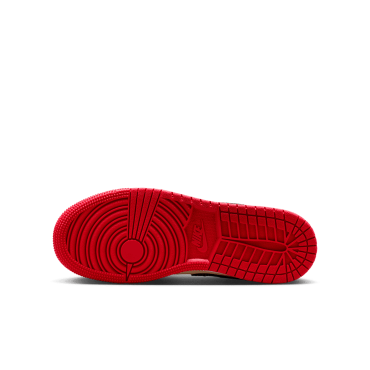 Air Jordan 1 Low Pizza (GS) Angle 4