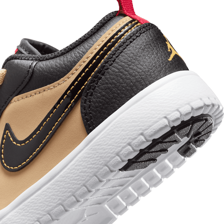 Air Jordan 1 Low Pizza (PS) Angle 9