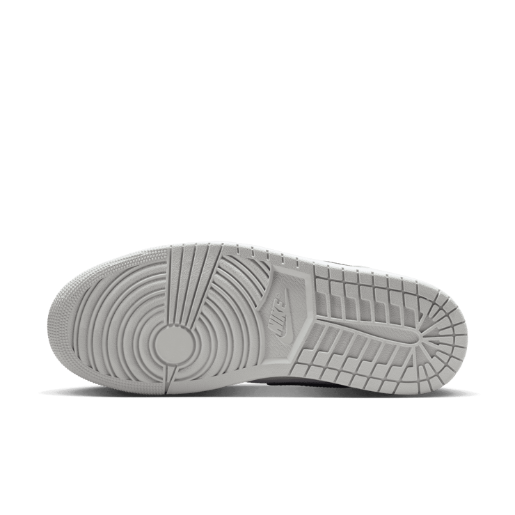 Air Jordan 1 Mid Barons Angle 4
