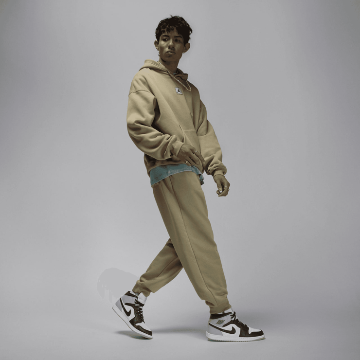 Air Jordan 1 Mid Barons Angle 0