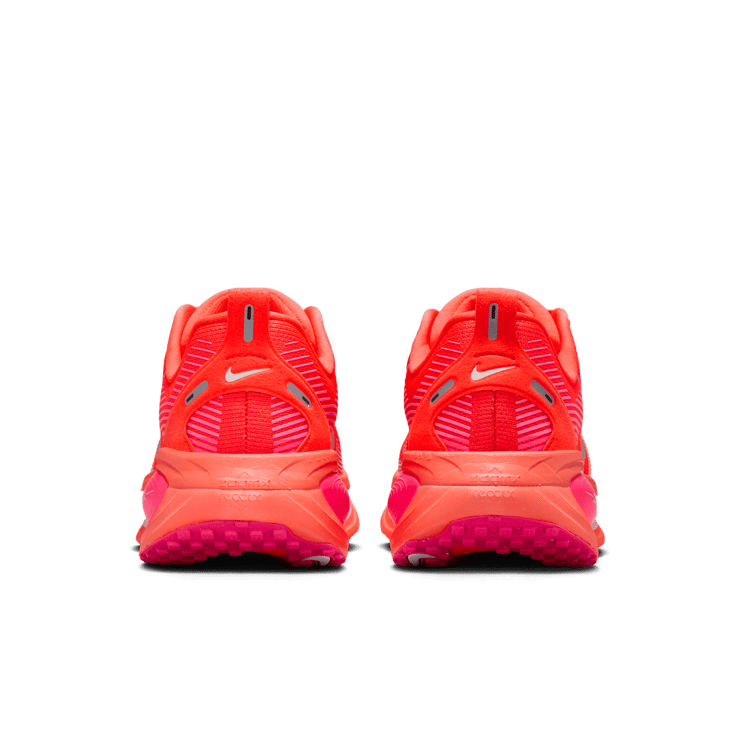 Nike Vomero 18 Bright Crimson Hyper Pink (W) Angle 7