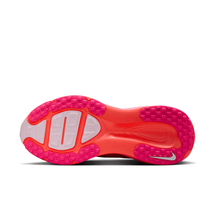 Nike Vomero 18 Bright Crimson Hyper Pink (W) Angle 3
