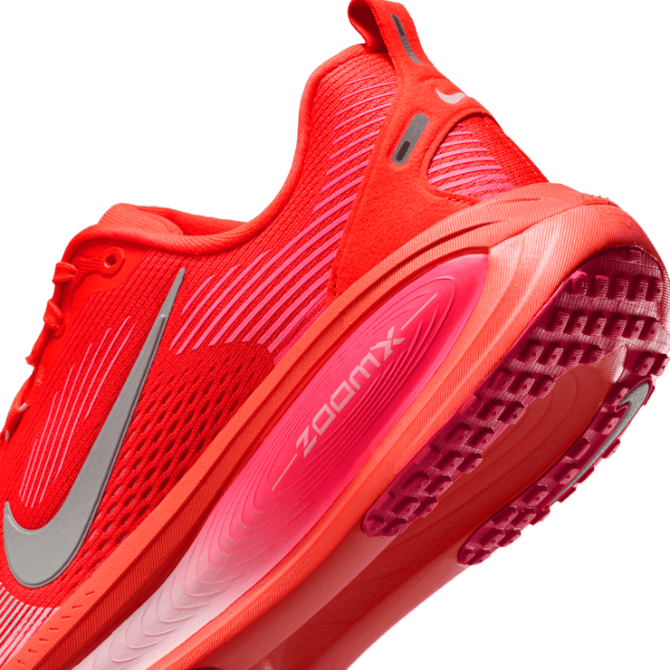 Nike Vomero 18 Bright Crimson Hyper Pink (W) Angle 8