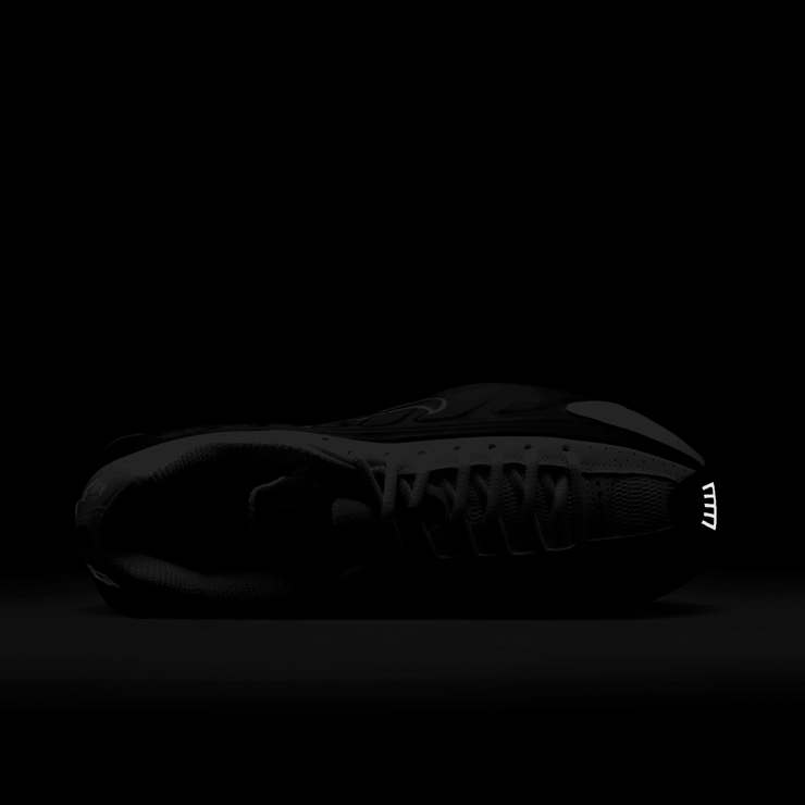 Nike Shox R4 USA Angle 0