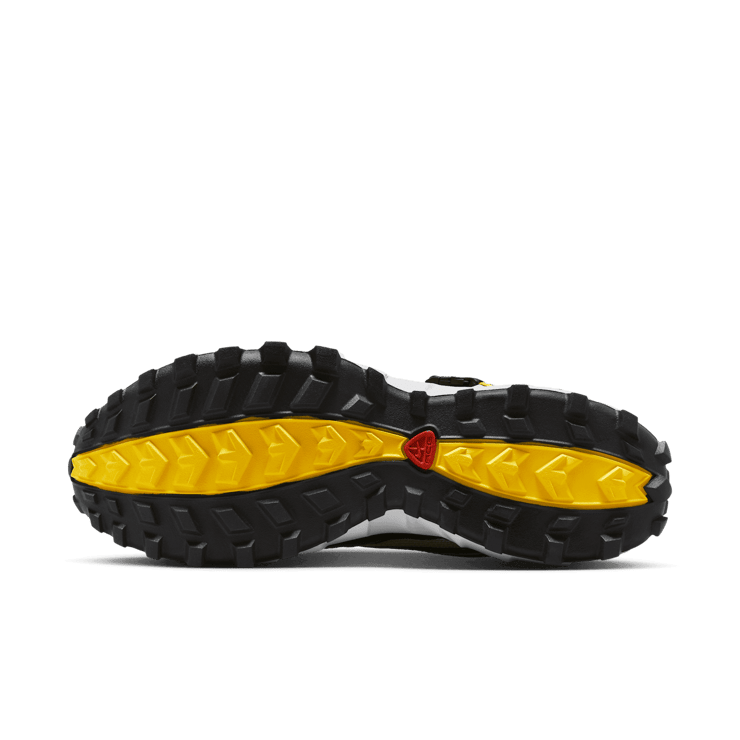 Nike ACG Phassad Yellow Zest Metallic Silver Angle 2
