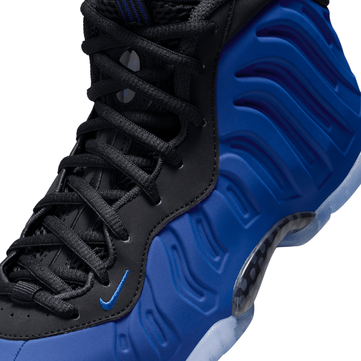Nike Air Foamposite One Deep Royal (GS) Angle 7