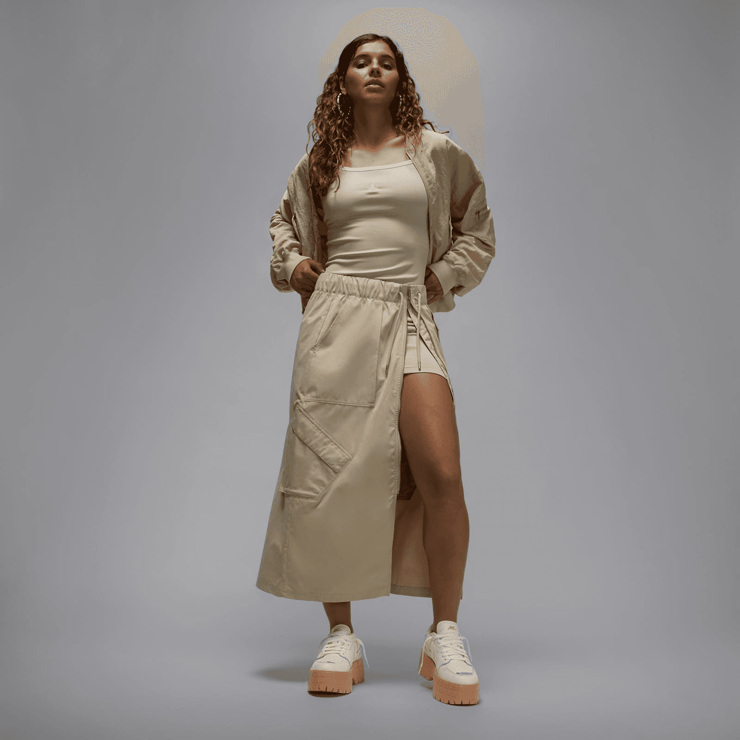 Air Jordan 1 Brooklyn Low White Light Madder Root (W) Angle 0