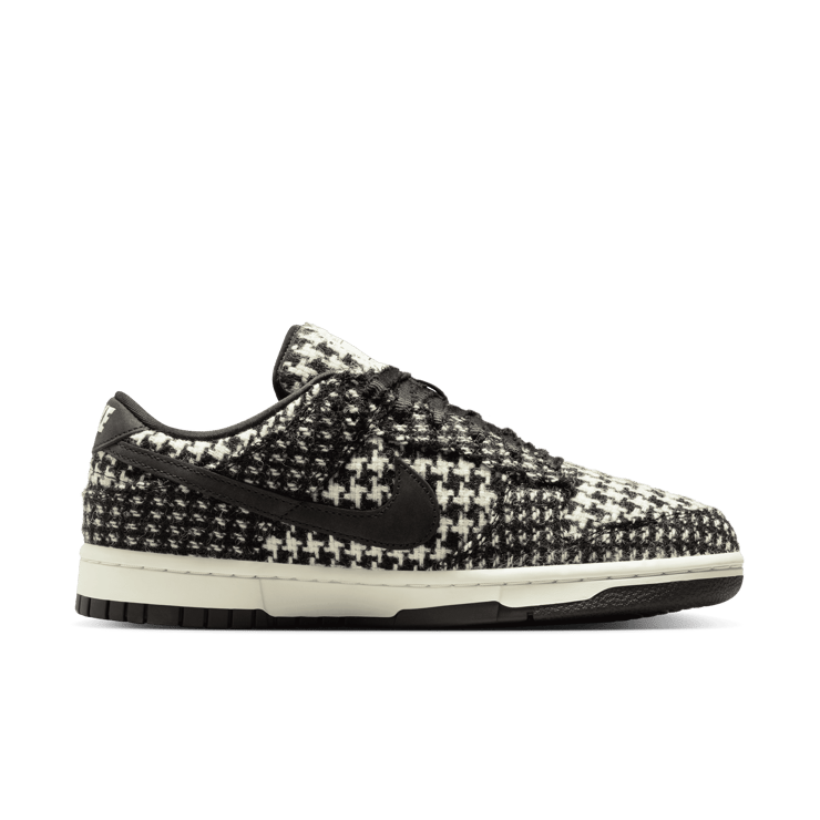 Nike Dunk Low Harris Tweed Black White (W) Angle 3