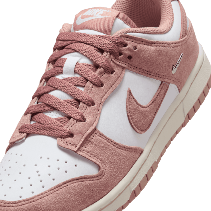 Nike Dunk Low Rose Whisper (W) (2025) Angle 1