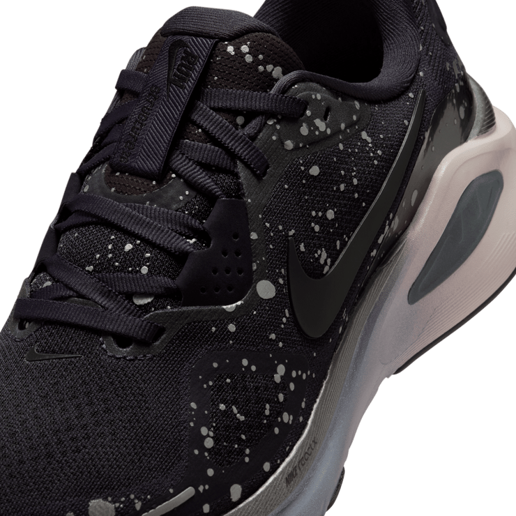 Nike Structure 26 SE Cave Purple (W) Angle 8