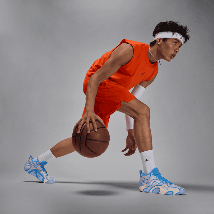Jordan Tatum 3 Tie Dye Angle 6