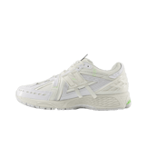 New Balance 1906A White Green Angle 0