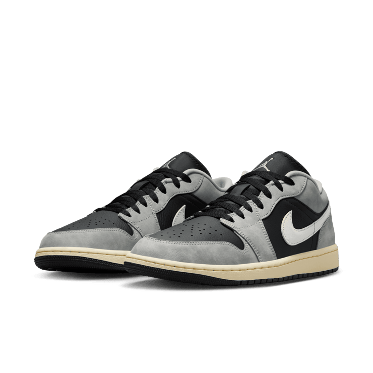Air Jordan 1 Low Light Smoke Grey Off Noir Angle 5