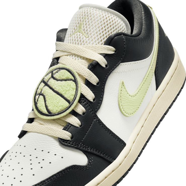 Air Jordan 1 Low SE Fall League (W) Angle 3