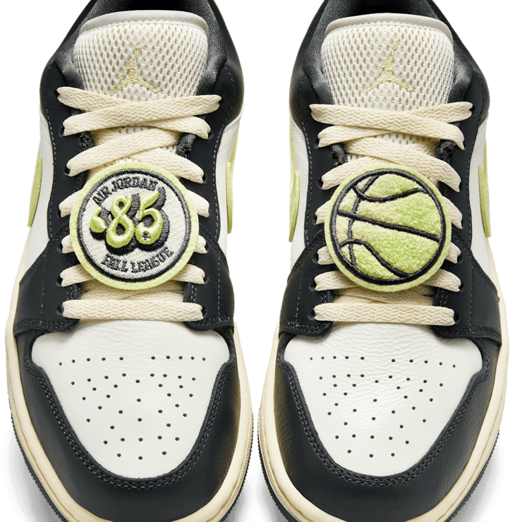 Air Jordan 1 Low SE Fall League (W) Angle 5