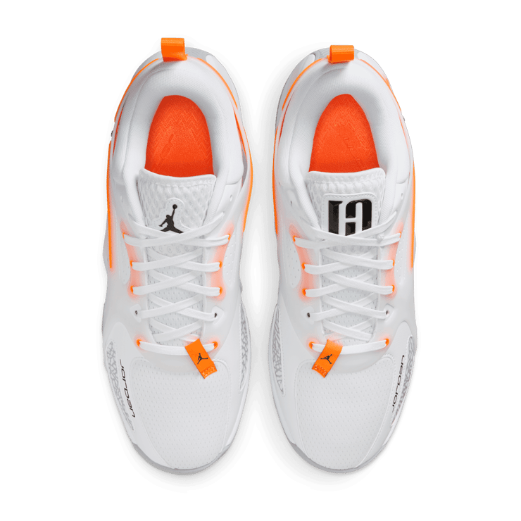 Jordan Heir Total Orange Wolf Grey Angle 6