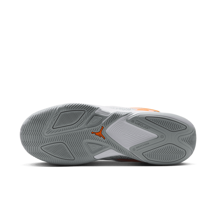 Jordan Heir Total Orange Wolf Grey Angle 5