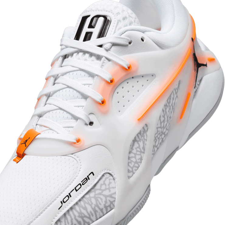 Jordan Heir Total Orange Wolf Grey Angle 2