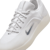 Nike SB Nyjah 4 White Black Angle 3