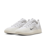 Nike SB Nyjah 4 White Black Angle 1