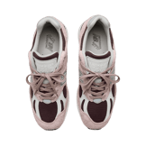 New Balance 991v2 MiUK Pink Mauve Angle 1