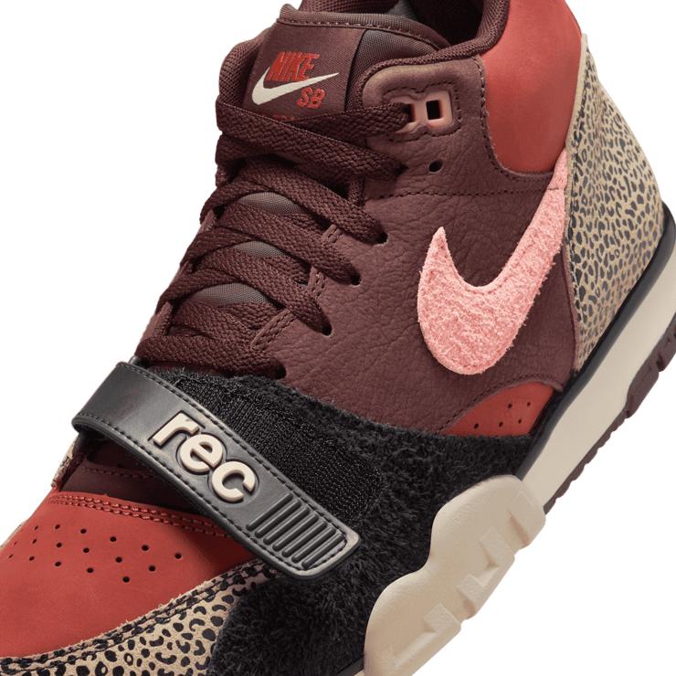 Nike SB Air Trainer 1 Arts-Rec Angle 6