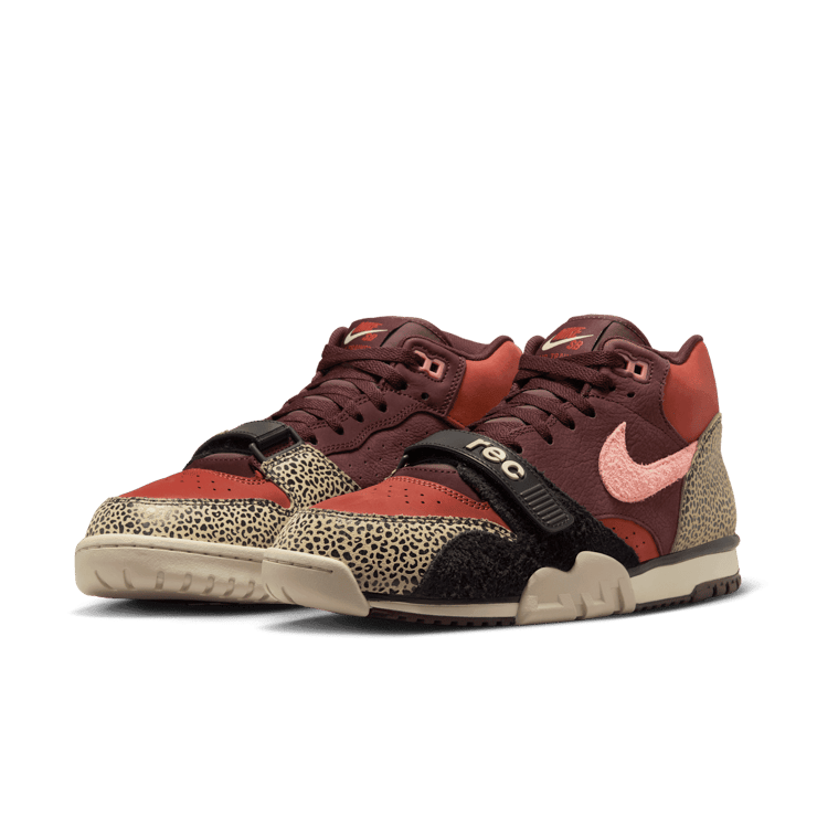 Nike SB Air Trainer 1 Arts-Rec Angle 0