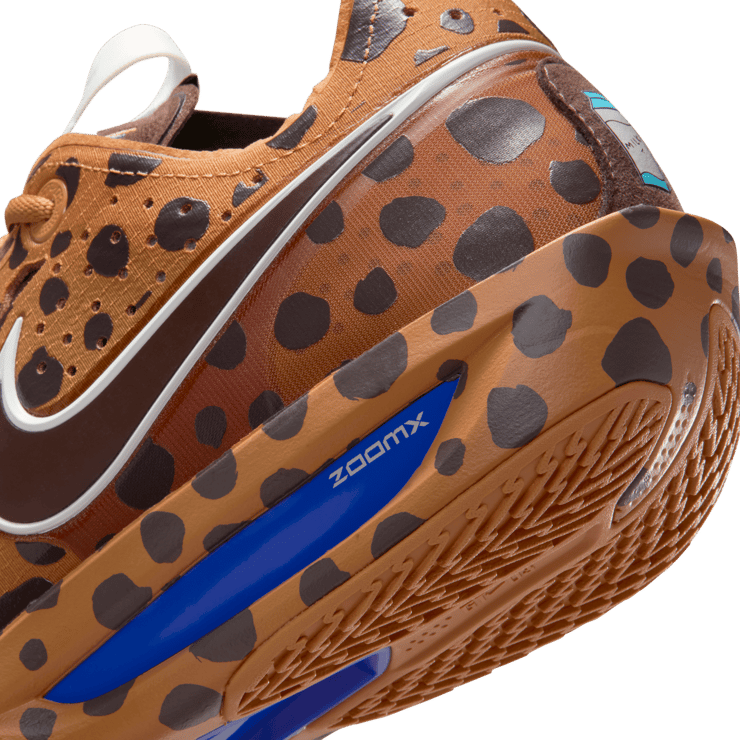 Nike GT Cut 3 Jordan Poole Milk 'N Cookies PE Angle 3