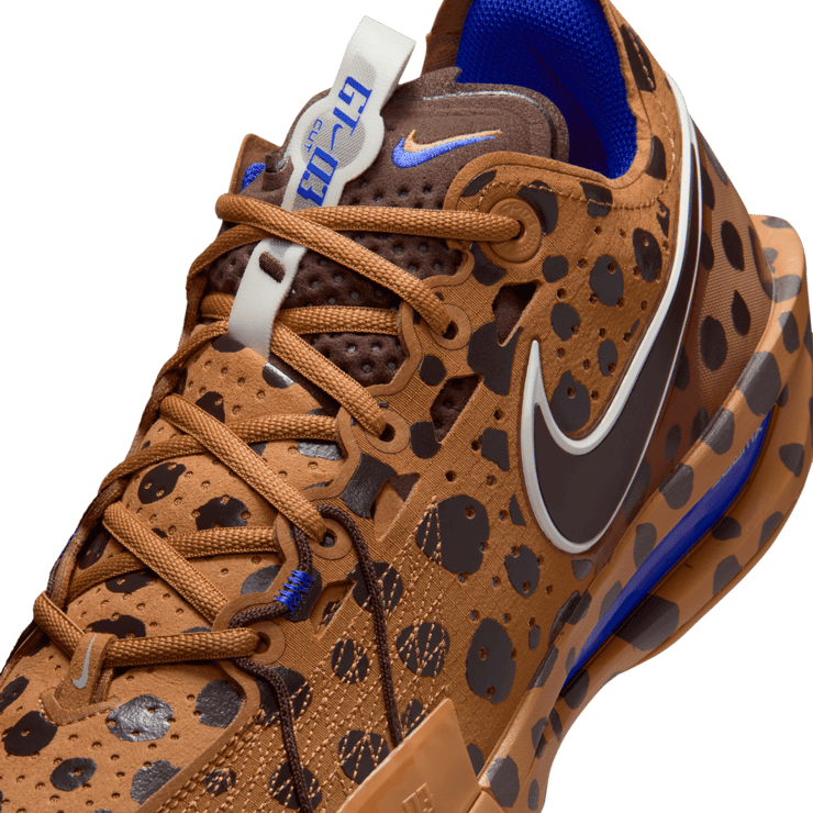 Nike GT Cut 3 Jordan Poole Milk 'N Cookies PE Angle 4