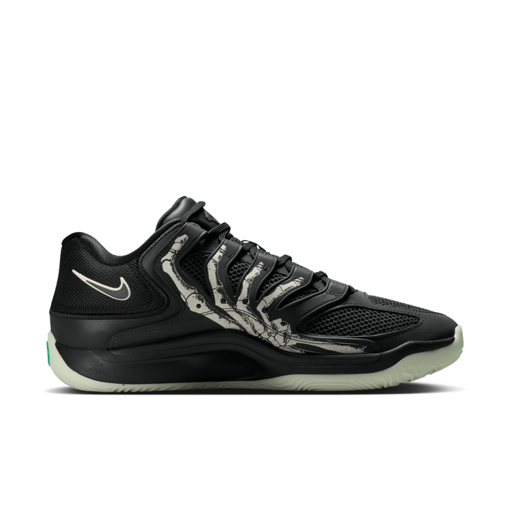 Nike KD 18 Halloween Angle 3