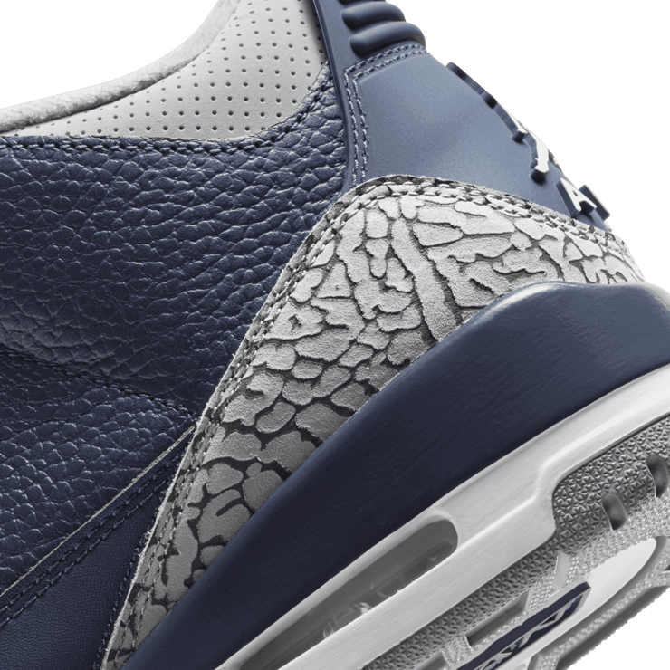 Jordan 3 Retro Midnight Navy Angle 5