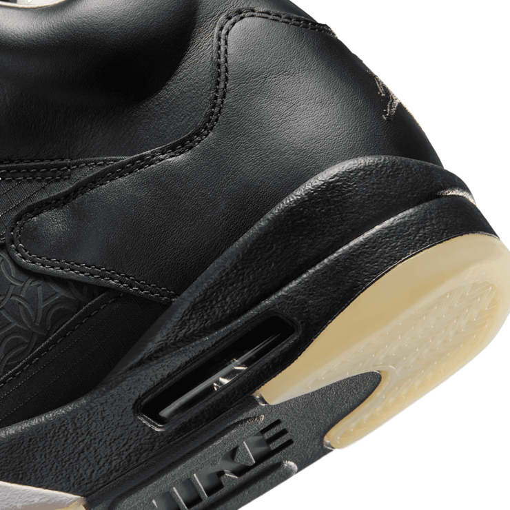 Air Jordan 5 Retro PSG Off Noir Angle 5