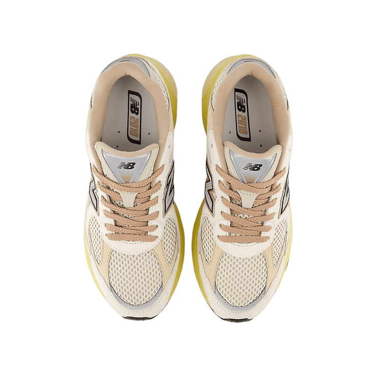 New Balance 2010 Rose Beige Angle 1