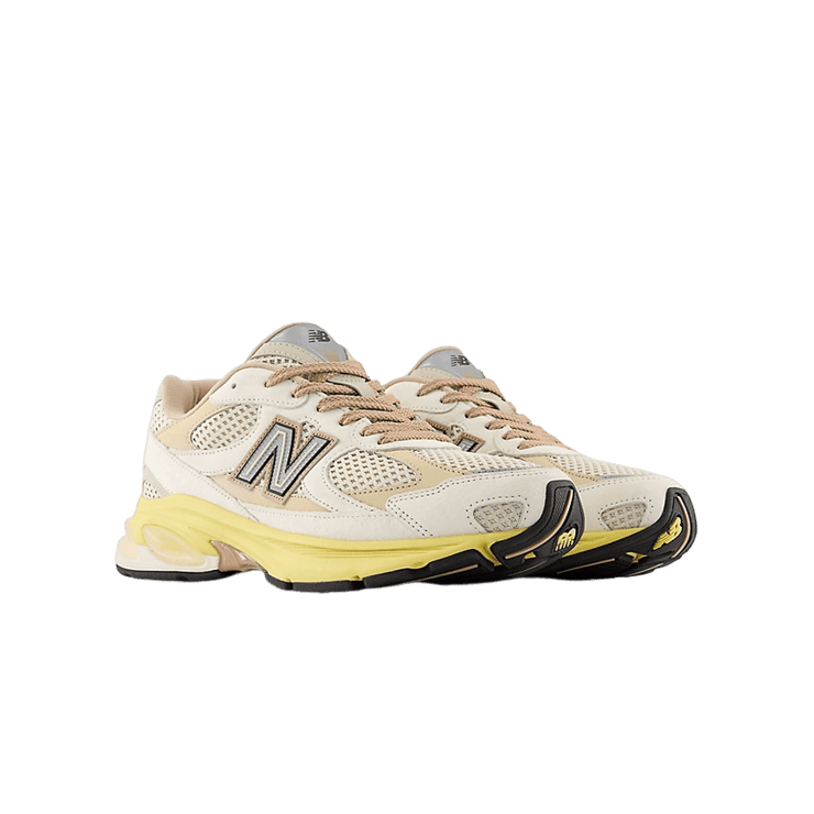 New Balance 2010 Rose Beige Angle 2