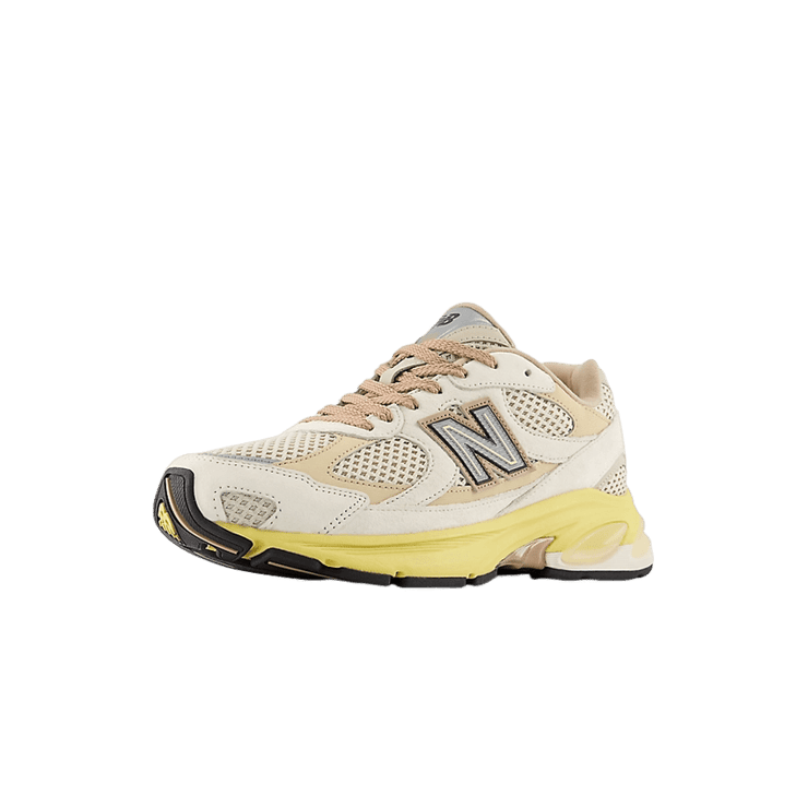 New Balance 2010 Rose Beige Angle 7