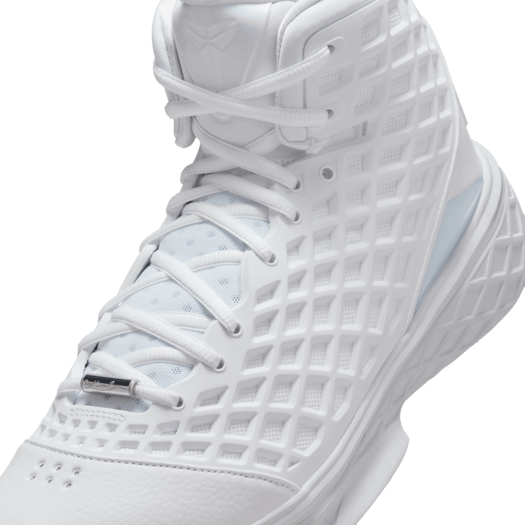 Nike Kobe 3 Protro Halo Angle 7