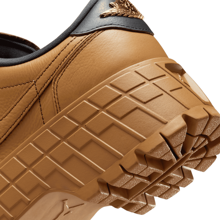 Air Jordan 1 Brooklyn Low Wheat Angle 6