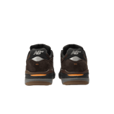 New Balance Numeric Andrew Reynolds 933 Brown Black Angle 4