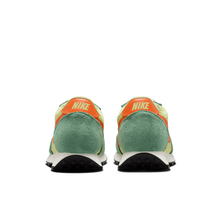 Nike Daybreak Limelight Electro Orange Angle 2