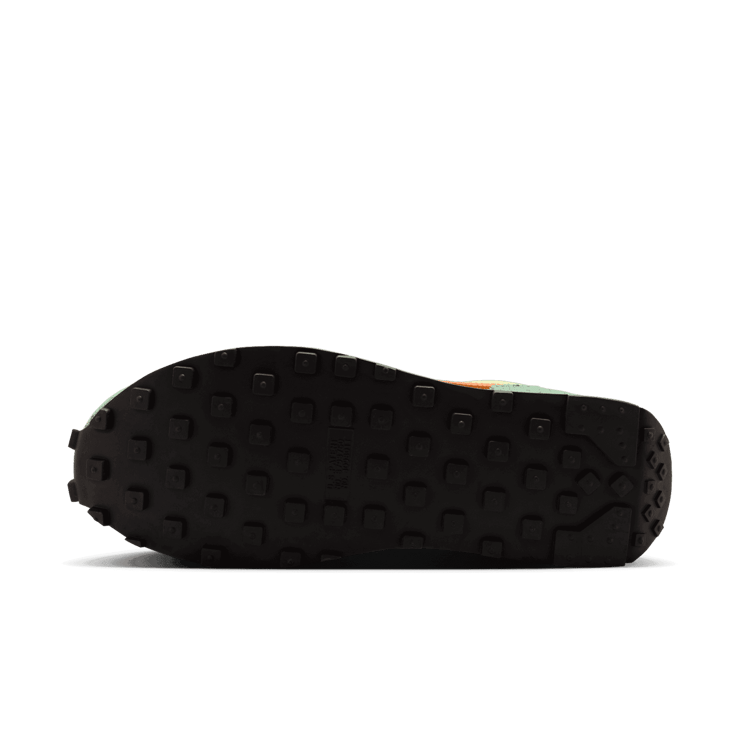 Nike Daybreak Limelight Electro Orange Angle 1