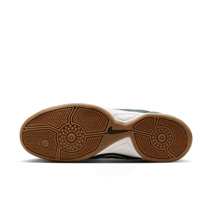 Nike Total 90 III SP Fir Gum Angle 1