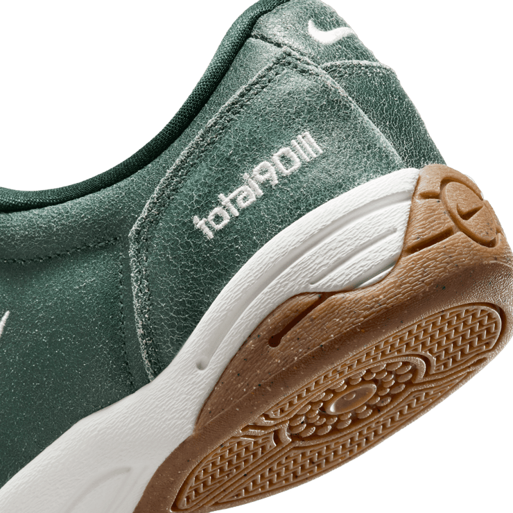 Nike Total 90 III SP Fir Gum Angle 5