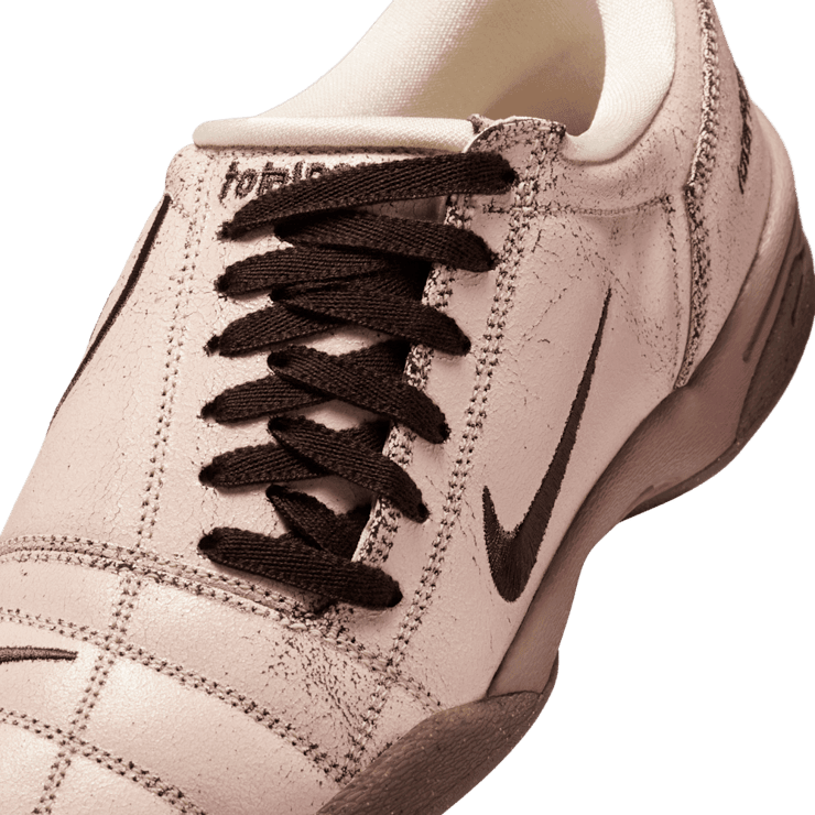 Nike Total 90 III SP Pearl White Gum Angle 1
