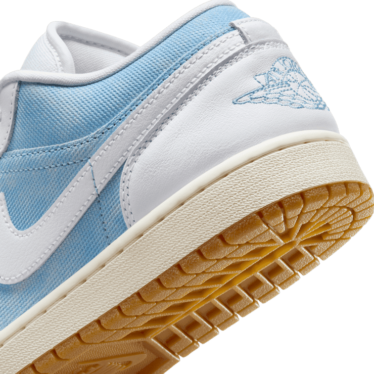 Air Jordan 1 Low SE Denim Worn Blue (W) Angle 4