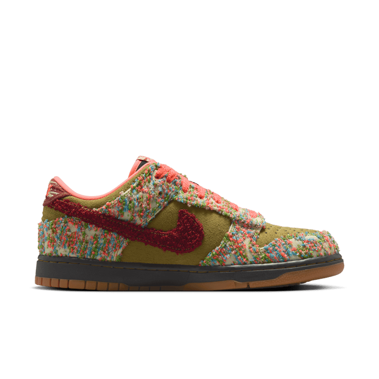 Nike Dunk Low Panda-Monium Green Curry Angle 1