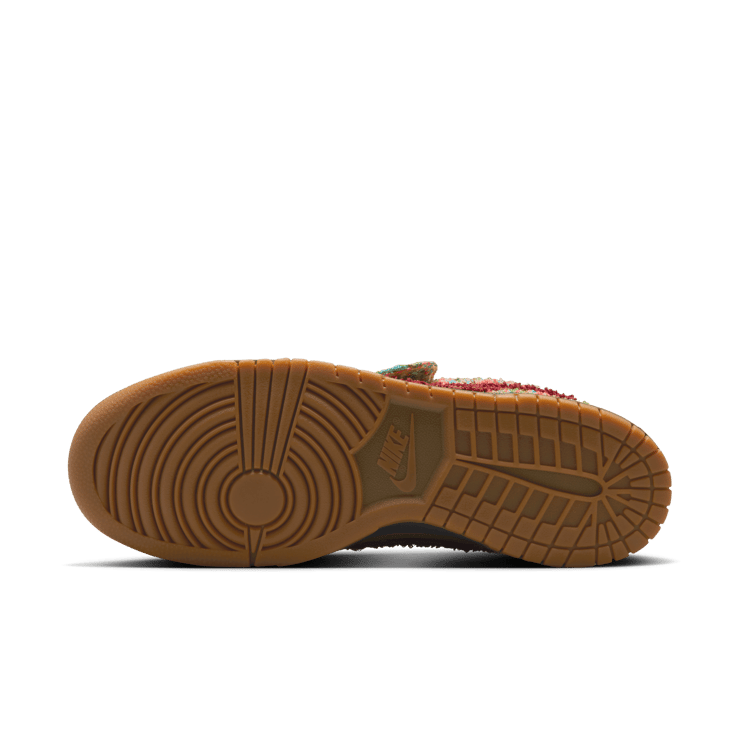 Nike Dunk Low Panda-Monium Green Curry Angle 2