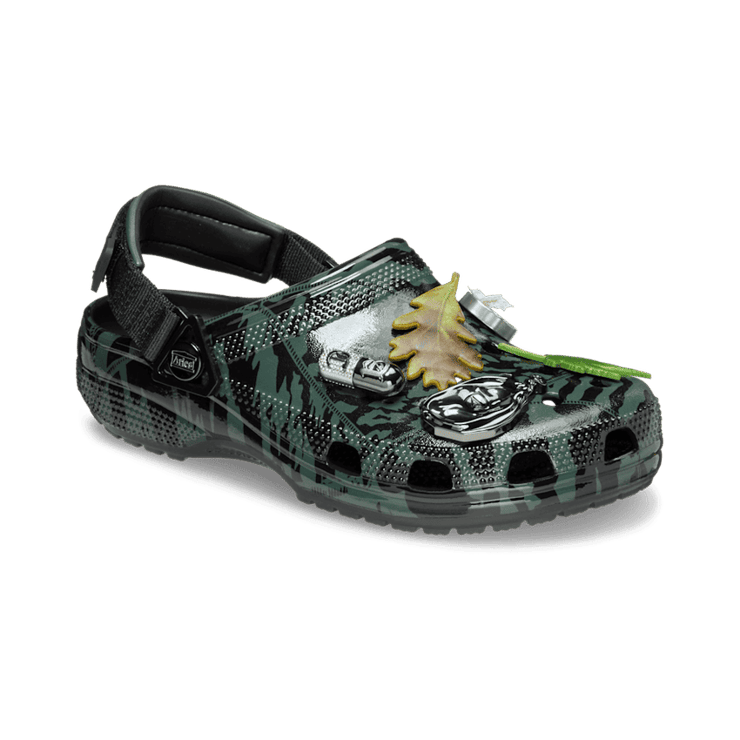 Crocs Classic Clog Aries Arise Black Angle 3